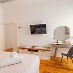 Alexandras Luxury Heaven *
