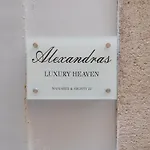 Alexandras Luxury Heaven Apartamento *